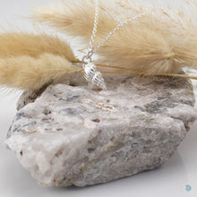 Load image into Gallery viewer, Tiny Shell Pendant